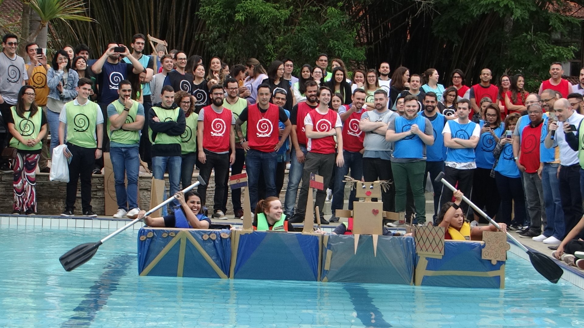 HeartBoat: barcos de papelão